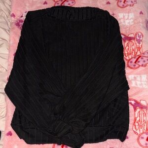 SHEIN Black Ribbed Top